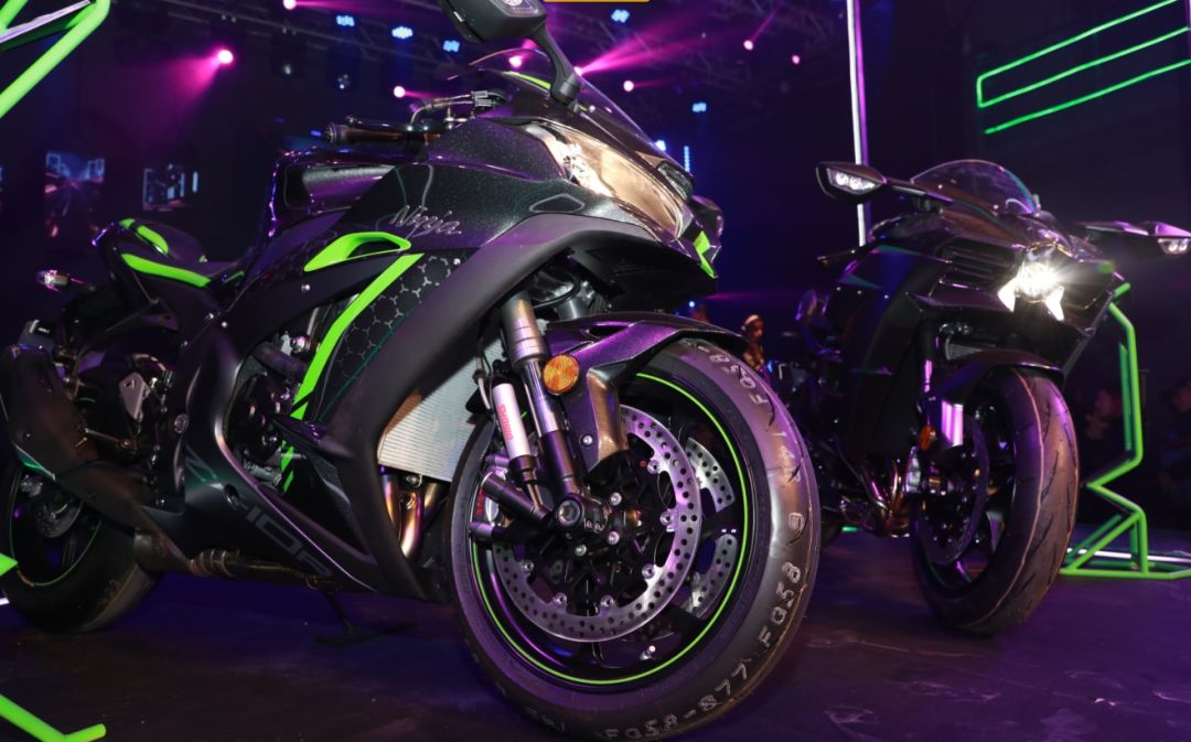 最新川崎zx10r评测,川崎zx-10r2021款摩旅