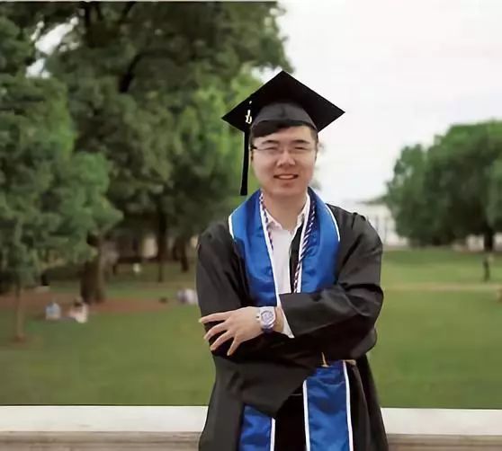 赵文卓子女学费,赵文卓女儿上最贵的学校