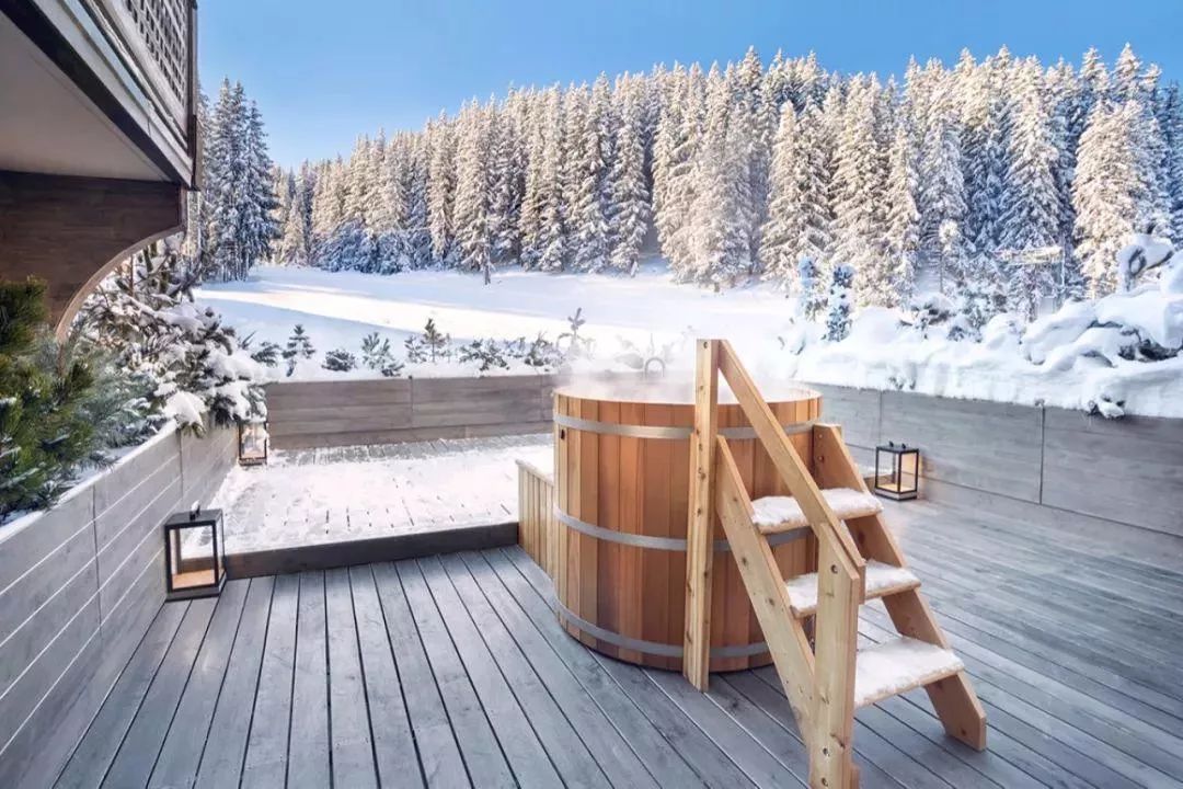 连手套都有专人呵护的，是什么神仙度假体验？