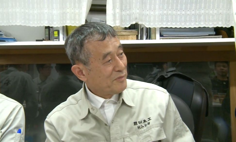 8年不许用手机、不许谈恋爱，被他骂过的60个光头都成了日本大师