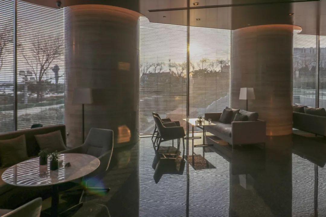 青岛无边泳池温泉度假,一线海景可以泡温泉