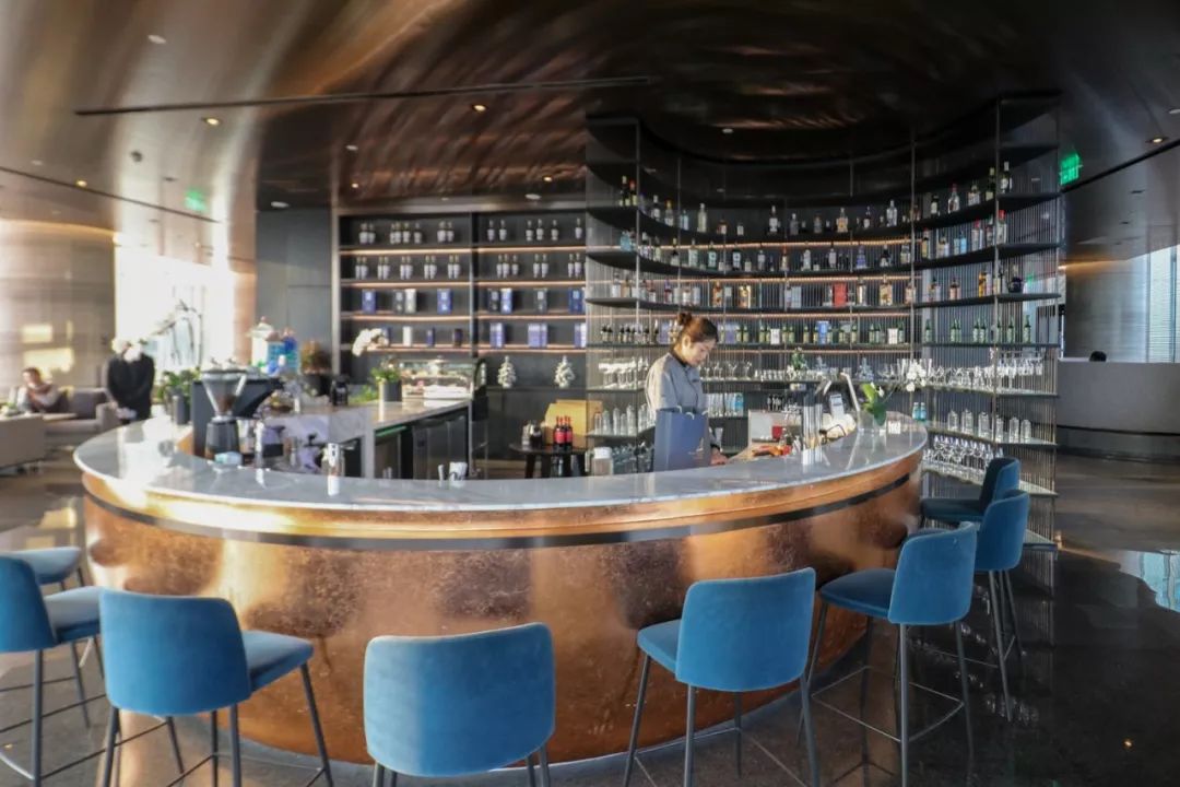 青岛无边泳池温泉度假,一线海景可以泡温泉