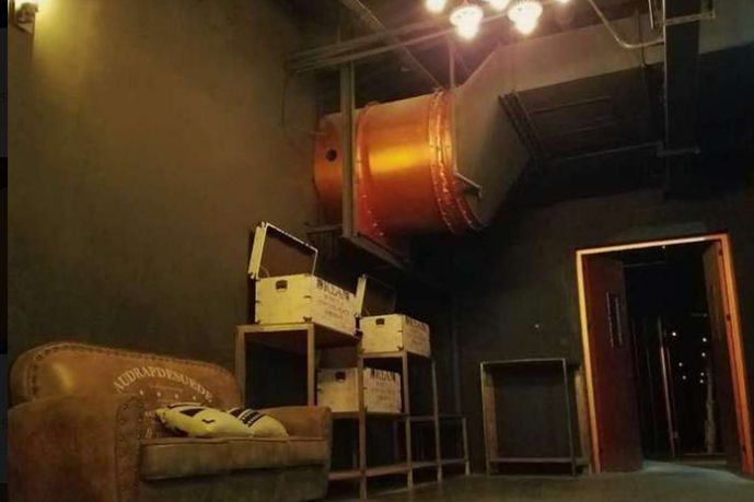 胆小慎入沉浸式体验游戏攻略,胆小慎入密室逃脱