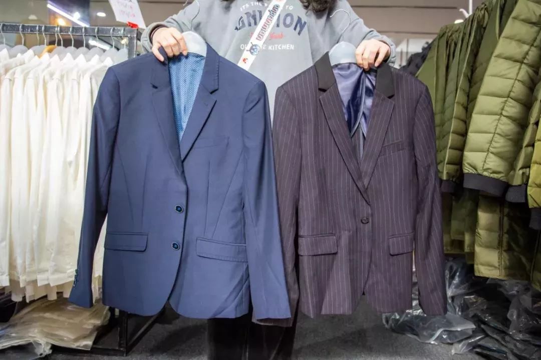 爆款羽绒服全场1元起,全场羽绒服低至199元起