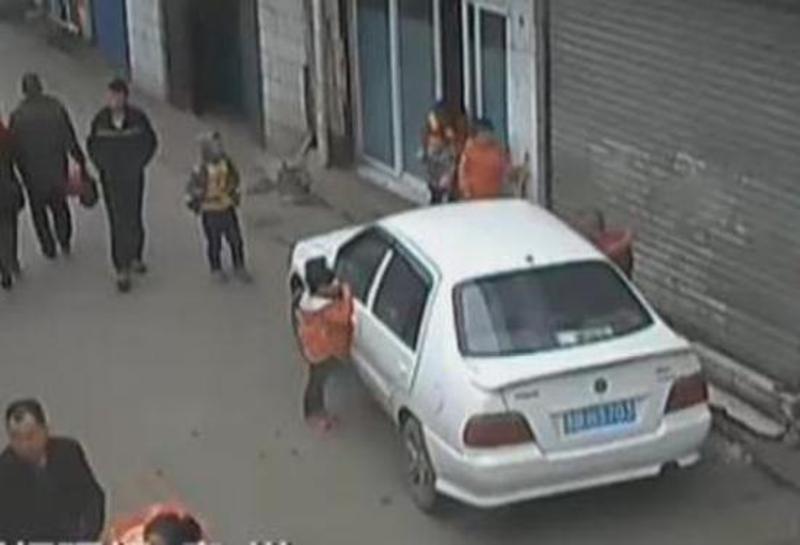 小心隔壁熊孩子春节回家安全用车攻略