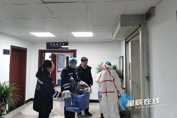 请听听来自防疫一线心声他们是120急救指挥中心的新生代老黄牛超能手