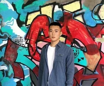 行走的荷尔蒙霸气圆寸头,寸头帅气小哥哥