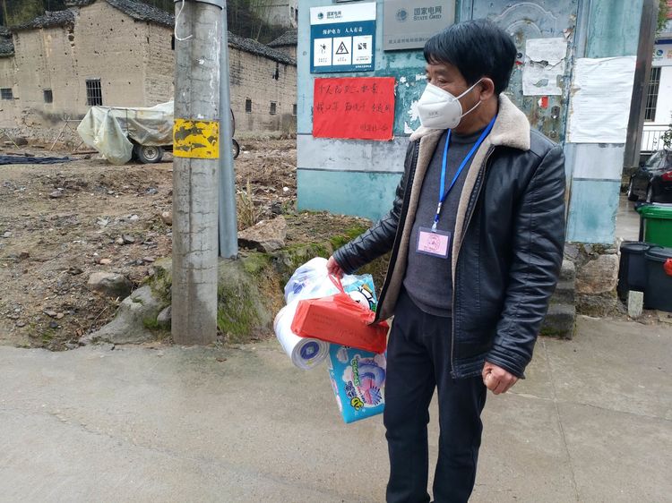 三港乡“红色代购”守初心、暖民心