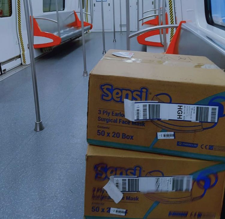 24小时内要找齐8500只口罩！杭州90后小哥骑遍巴厘岛！朋友圈看哭了