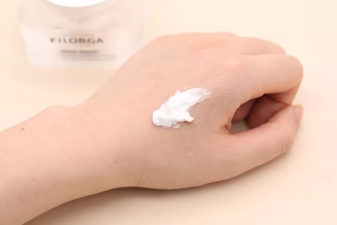 洗劫了编辑部后才发现，她们的面膜都这么好用