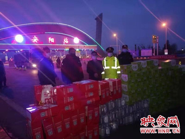 安阳京膳堂：抗击疫情献爱心