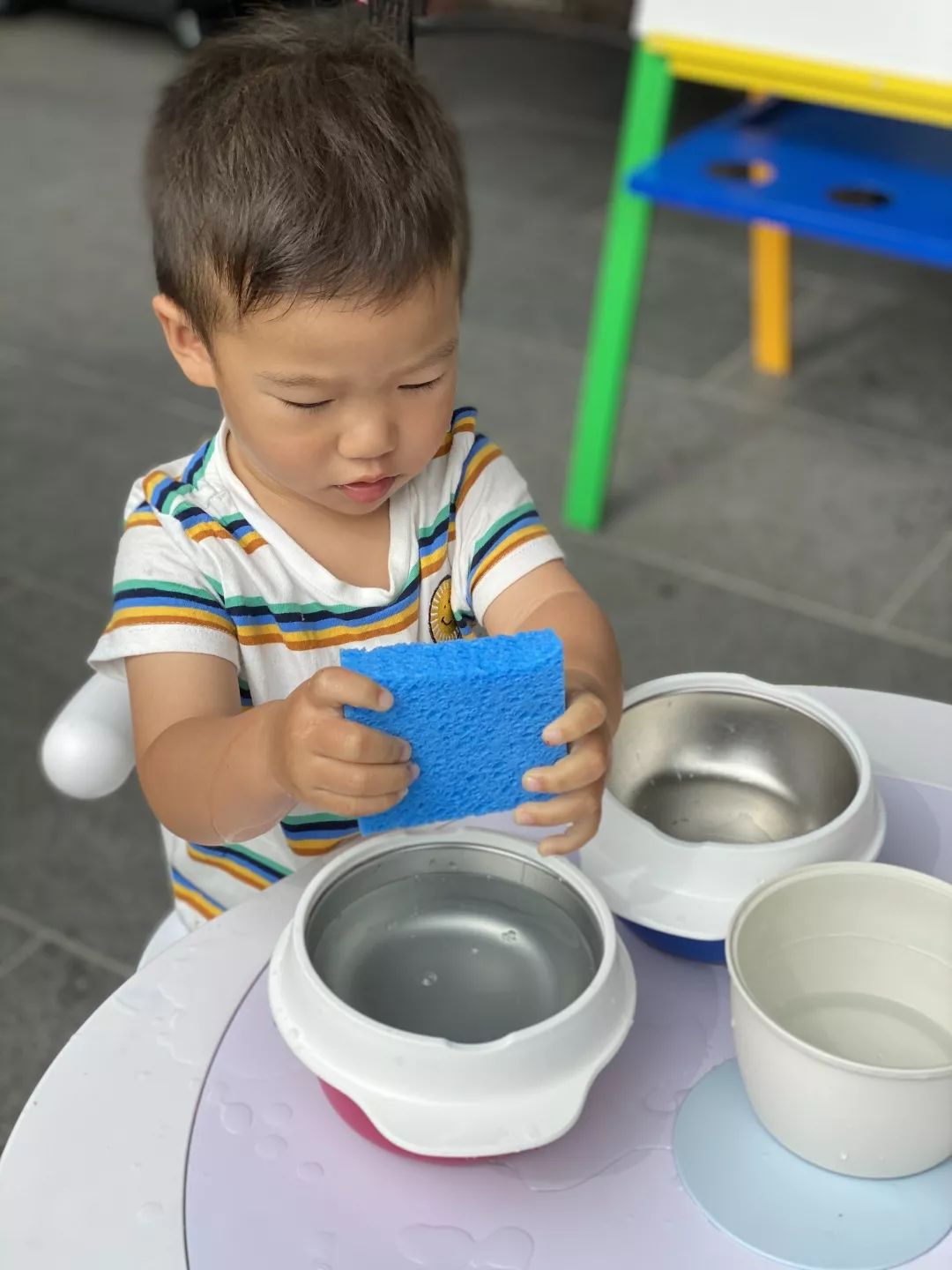 不用花钱就能玩的儿童游戏,十个小朋友玩游戏