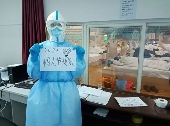 爱与温暖与我们同行,抗击疫情爱与温暖伴我们同行