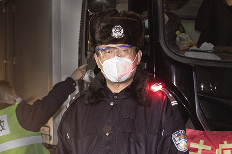 监测人员奋战抗疫一线,他坚守防疫一线18天