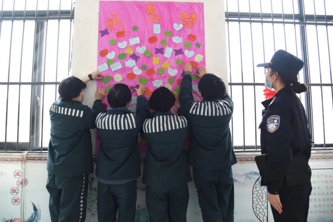 战疫里的力量,战疫前线他们用身躯筑牢防控防线