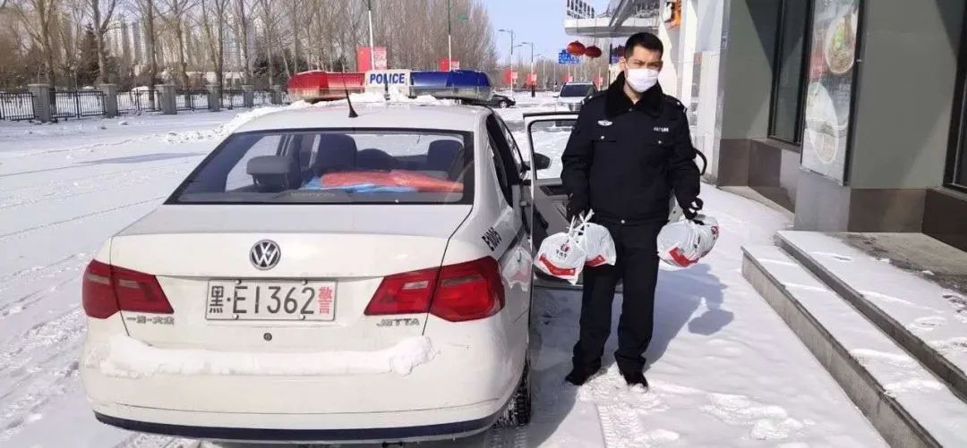 抗击疫情奉献爱心民建人在行动,抗击疫情致敬城市英雄