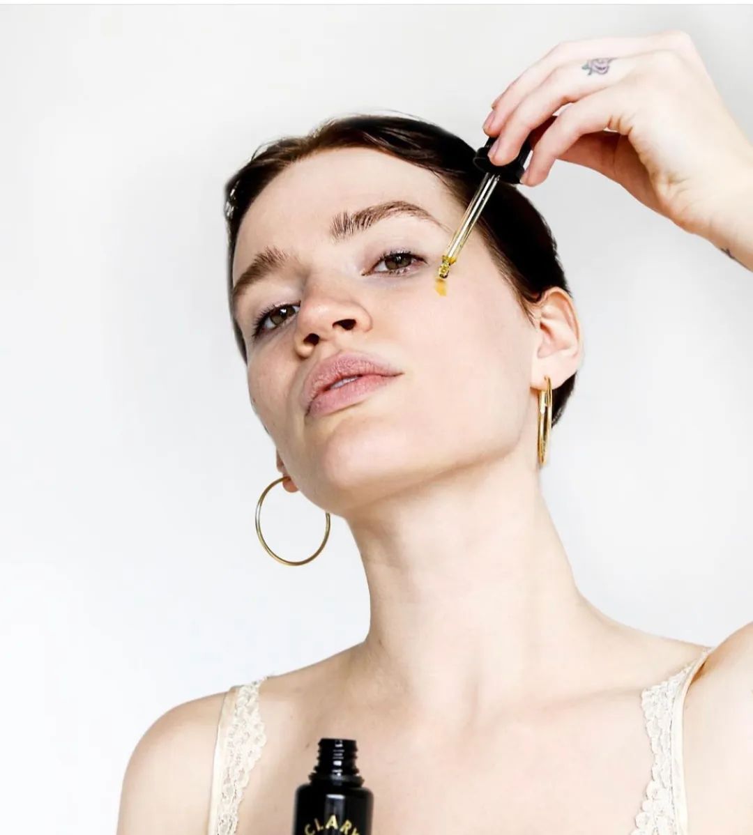 戴口罩脸上长闭口粉刺怎么办,戴口罩鼻子起痘长闭口