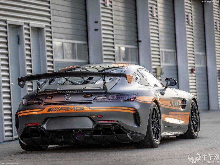 有钱人的玩具巴博斯,有钱人的大玩具