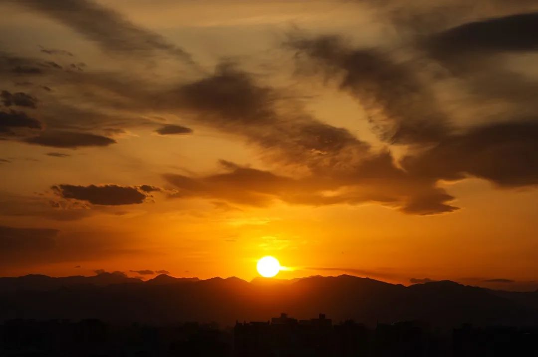 佳能最强eos10bit视频机,佳能eos-1dxmarkiii