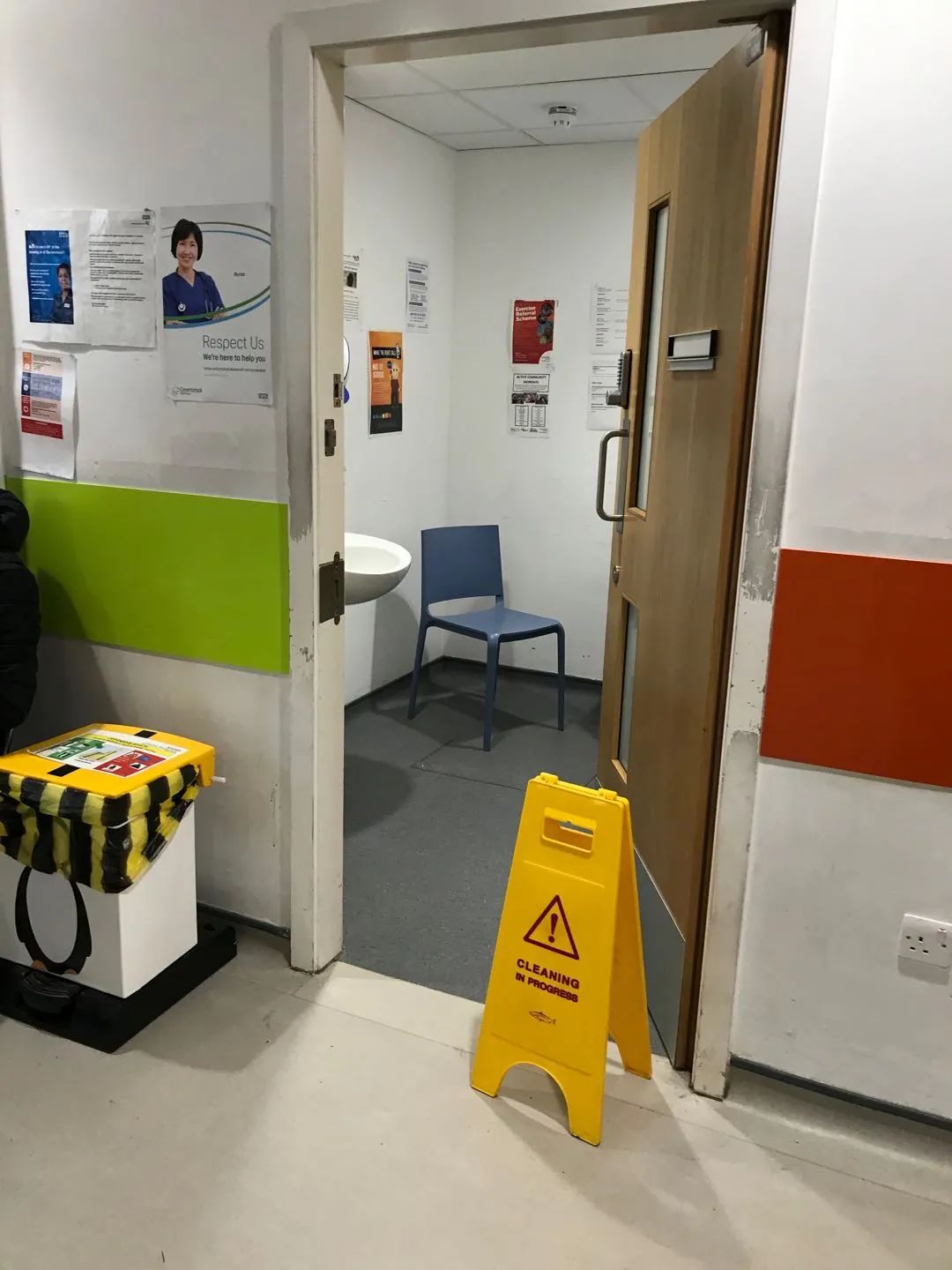 留学包机回国需要多少钱 (包机回国留学费用高吗)