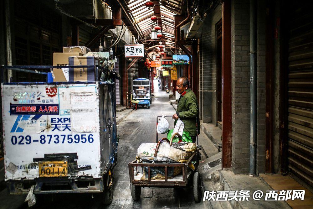 卖鸡蛋的盲人张喜平复工了用乐观鼓舞更多人