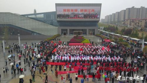 送君送到十里外，君的恩情永不忘！江西369名援随医疗队员回家了