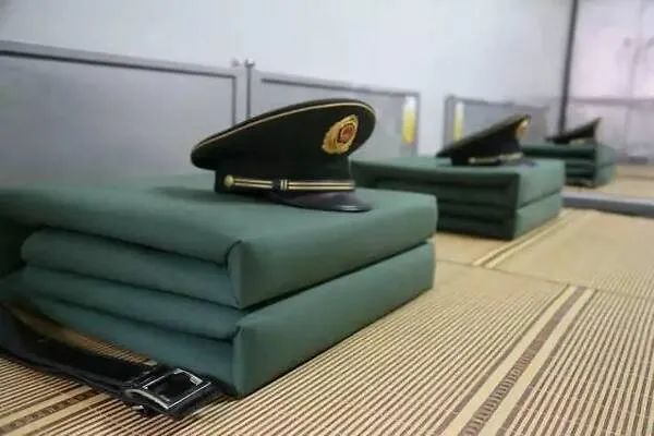 细数兵哥八大“坏毛病”