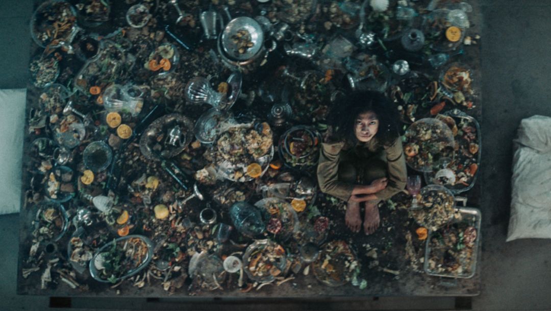 吃人肉的“*片禁**”,拍出了最讽刺的阶级真相