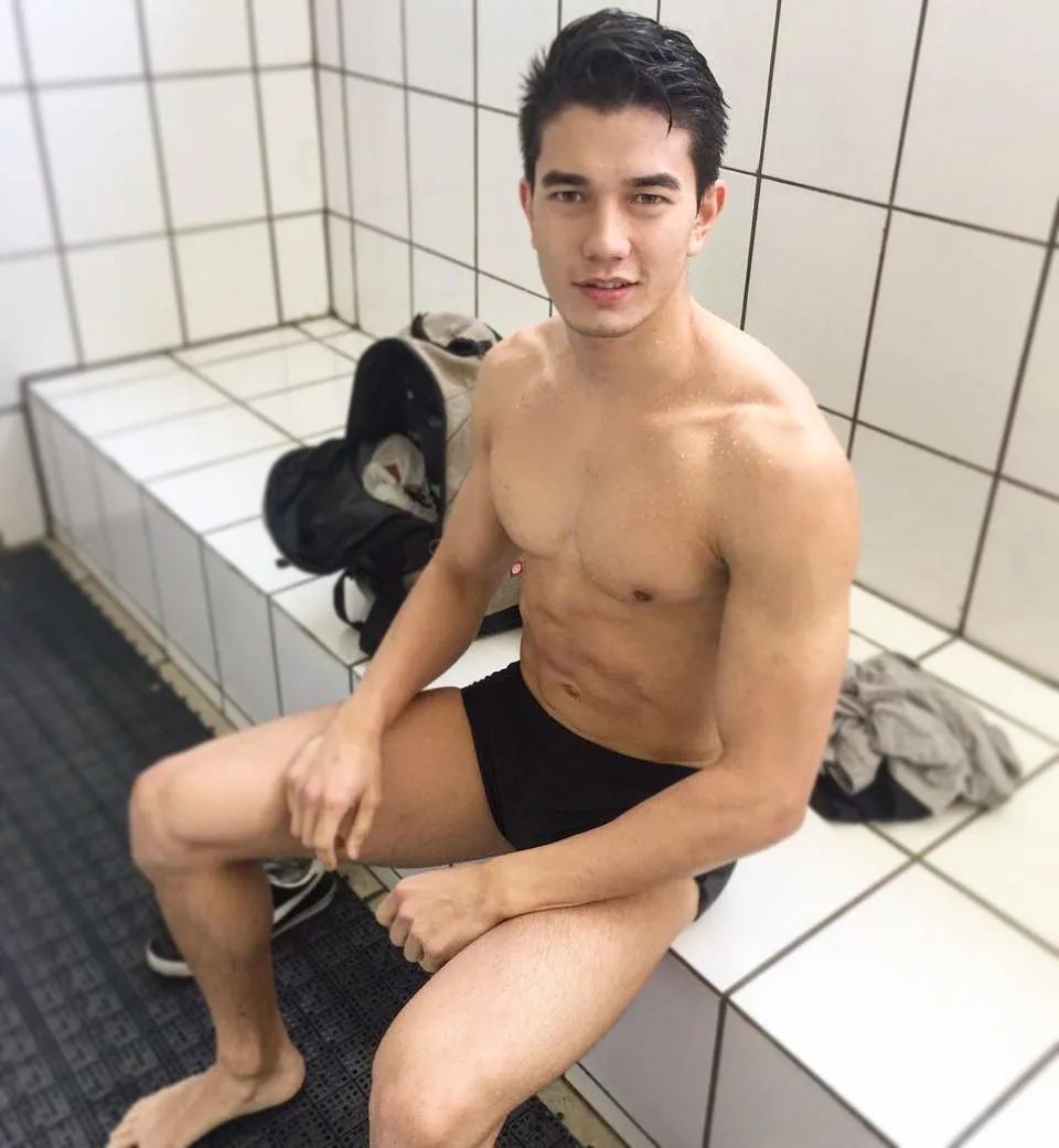 鍥涘窛鎴愰兘璇枃鑰佸笀,鎴愰兘璇枃鑰佸笀