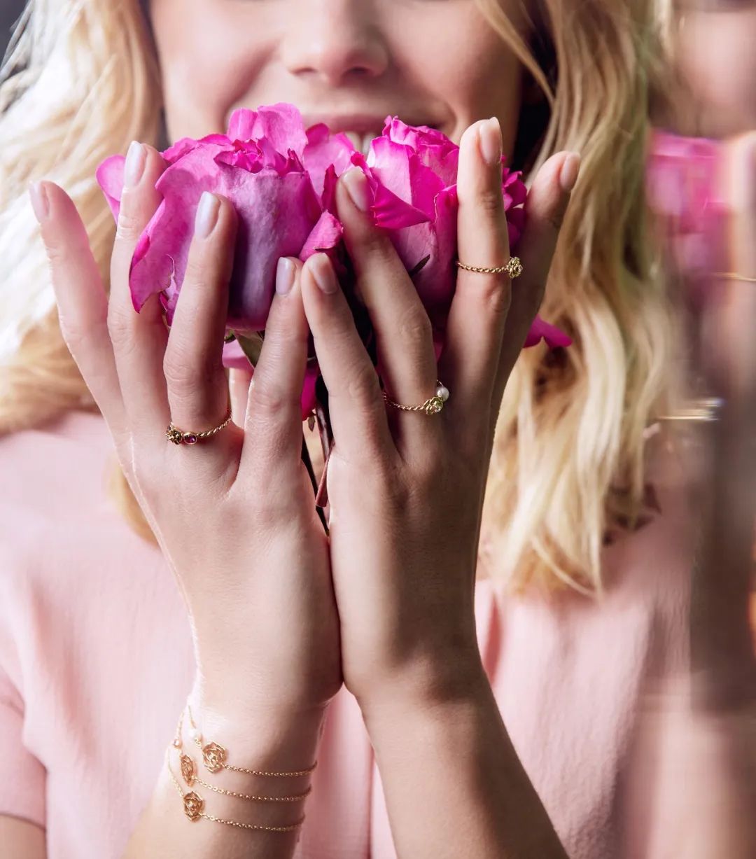 给我一杯萧邦的红酒来开狂欢的Party