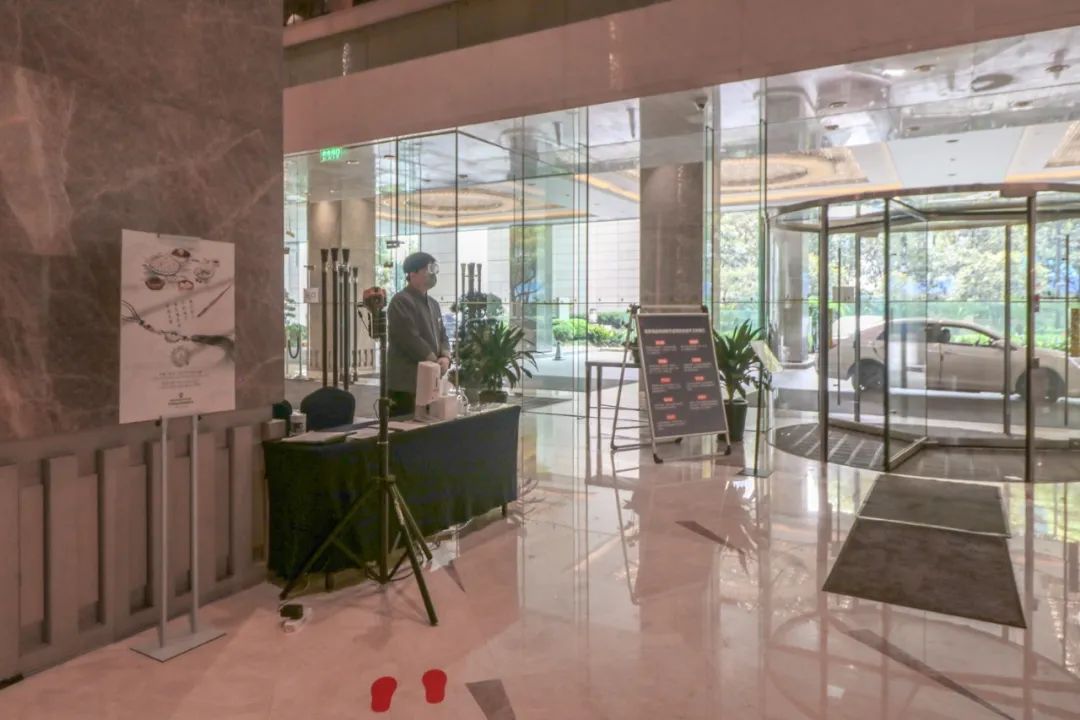 背后的心酸和努力你是看不到的,去香格里拉的忠告