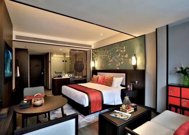 美豪酒店「渡劫」：送外卖、做汤池、转联办，看准本地生活