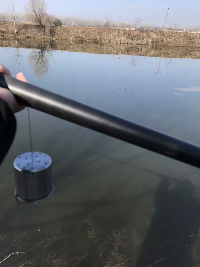 春天河边钓鱼技巧视频,春天水库钓鱼技巧