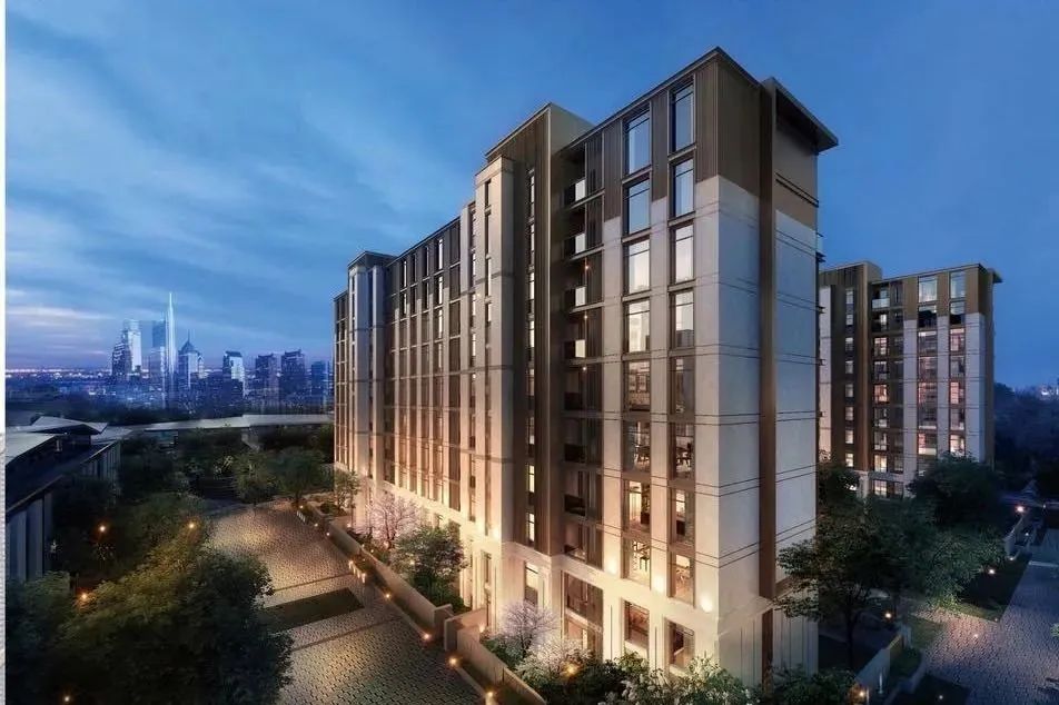 上海太魔幻！最高一套8000万，戴口罩排队抢豪宅，竟然打起来了！贫穷又限制了我的想象