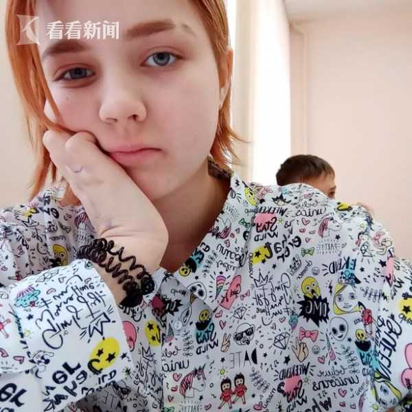 女孩怀孕8个月做剖腹产,年纪很小的女生怀孕后剖腹产