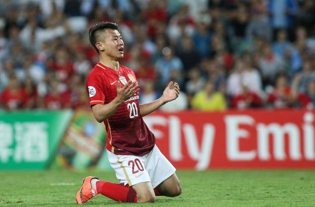 广州恒大球员于汉超图,恒大开除于汉超需要补偿吗