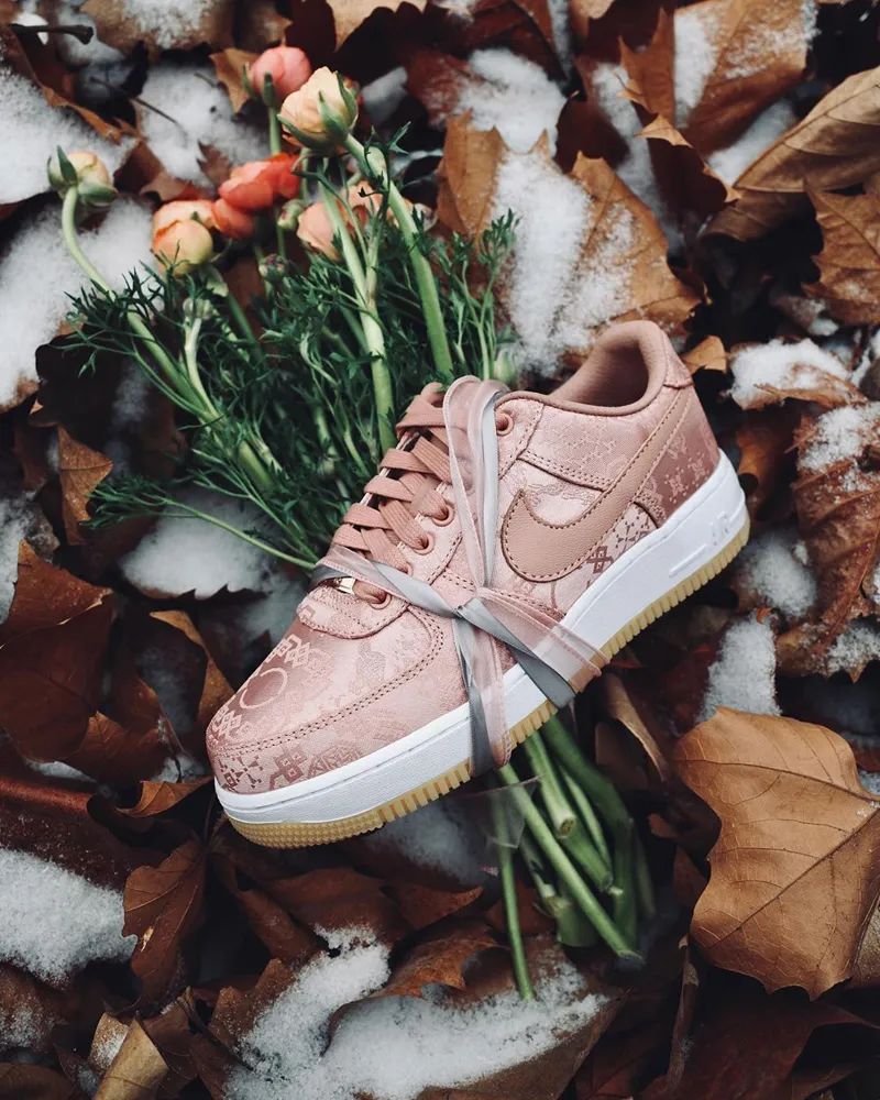 感谢马云爸爸！反勾AJ1、粉丝绸AF1今天竟能原价买！福利鞋款多达几十双