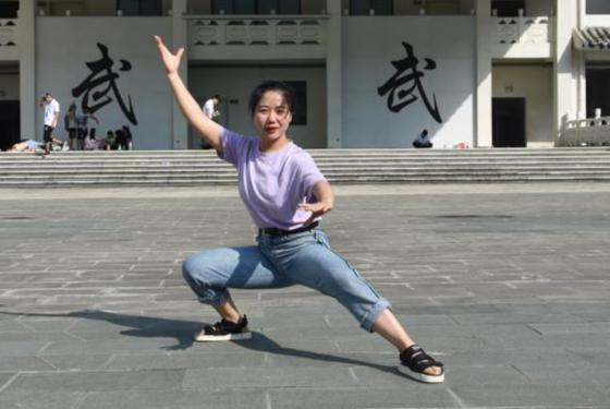 桂子山上的六名“小代购”赞！赞！赞！