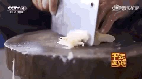 嗦一碗令人神魂颠倒的螺蛳粉,一碗好吃酸爽的螺蛳粉深夜必备