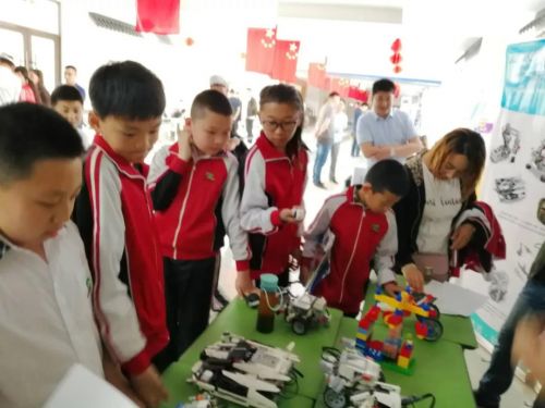 长春绿园区东风大街小学,长春市绿园区长青路小学