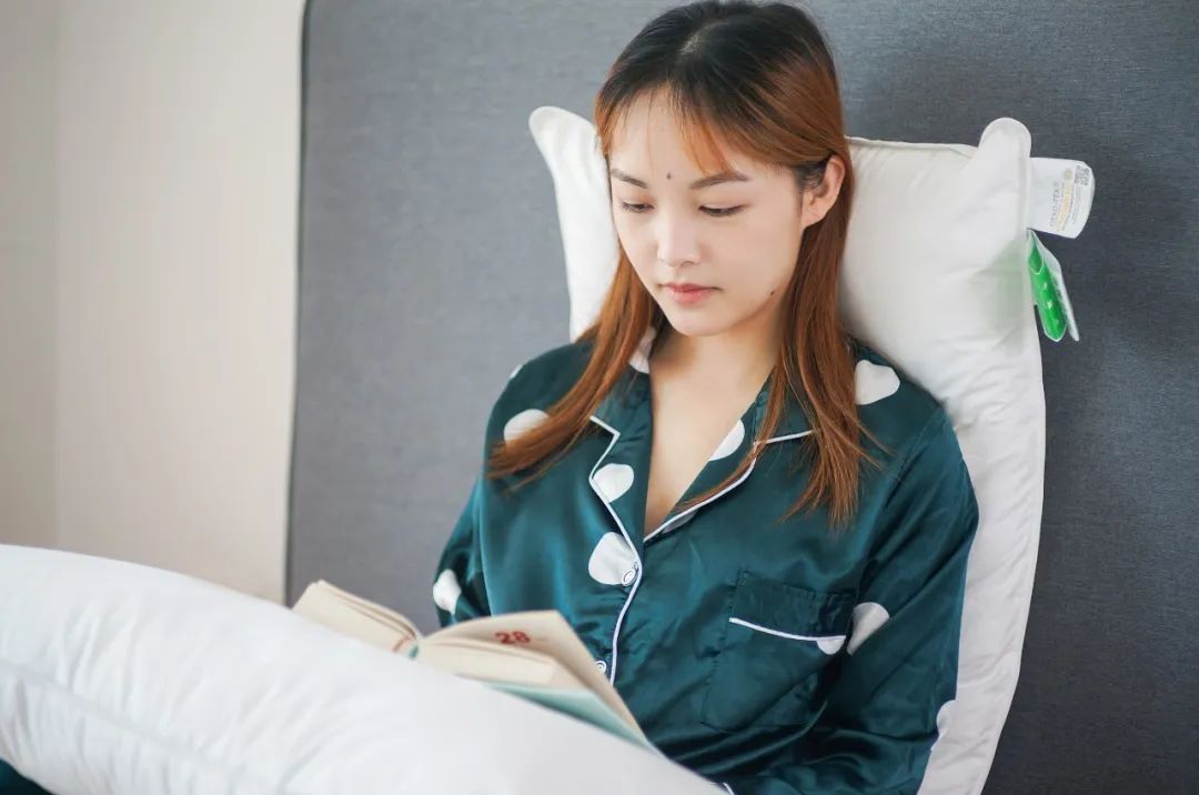 给五星酒店供货的德国大牌枕头,这里不到百元就能买到