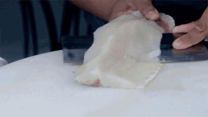 女人体内查出活虫只因一个菜,女子爱吃这道菜体内取出活虫