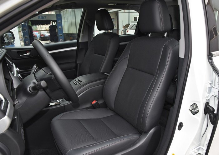 「牛车实验室」汽车座椅软硬有讲究附带最全面座椅调节指南