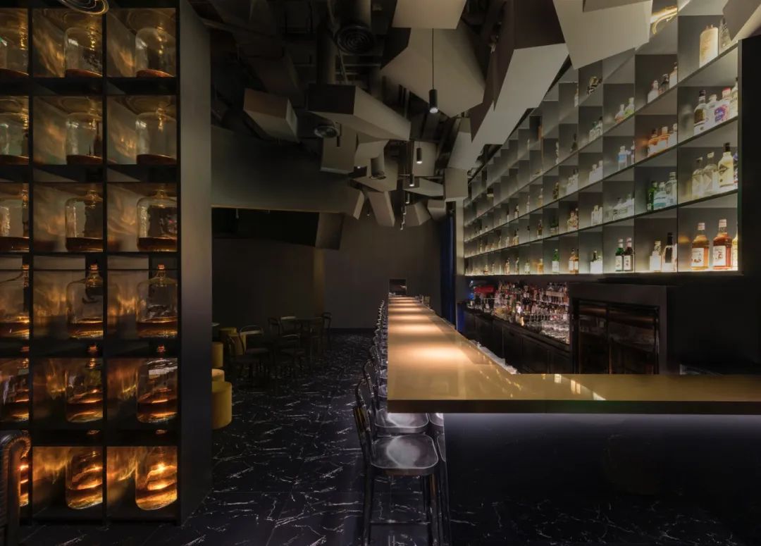 梁朝伟喝什么酒一杯倒,梁朝伟酒好喝是因为他难喝台词