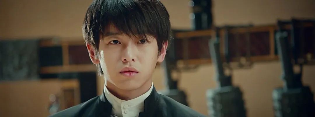 比起偶像恋爱,欺骗更令人伤心吧?