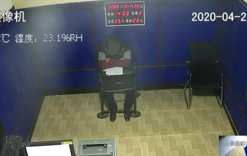 钟南山和李兰娟送来婚礼祝福│另一种传染病！男子回国后发烧39.5℃│发朋友圈判赔80万│16名醉驾司机5年禁驾并被刑事立案