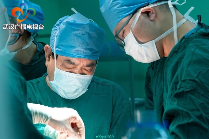 患肝癌晚期保守治疗奇迹恢复健康,乙肝肝癌病人肝移植存活