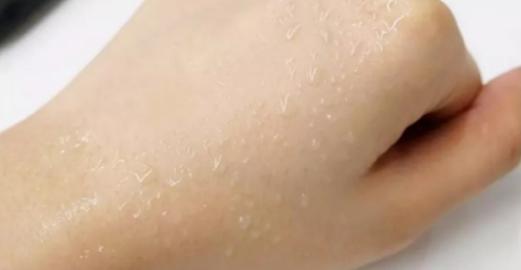 妆前乳推荐干皮不卡粉夏天,网红爆款妆前乳