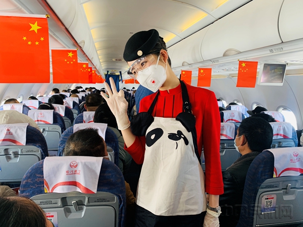 川航连续六年获评“最佳航空公司”