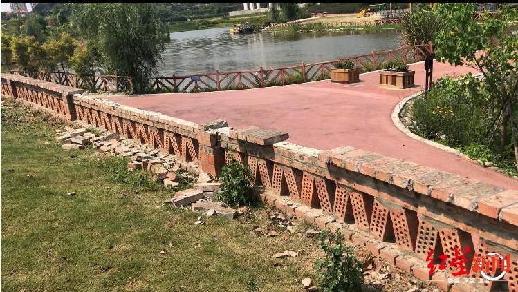 孩子在小饭桌接送途中摔伤,4岁女童吃不完饭被锁幼儿园坠楼